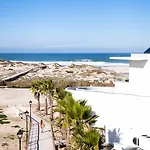 Resort The Beachfront - D'el Rey Golf &