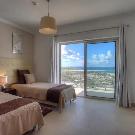 The Beachfront - D'el Rey Golf & 5*