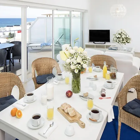 Semesteranläggning (resort) The Beachfront - D'el Rey Golf &
