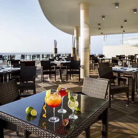 Semesteranläggning (resort) The Beachfront - D'el Rey Golf &