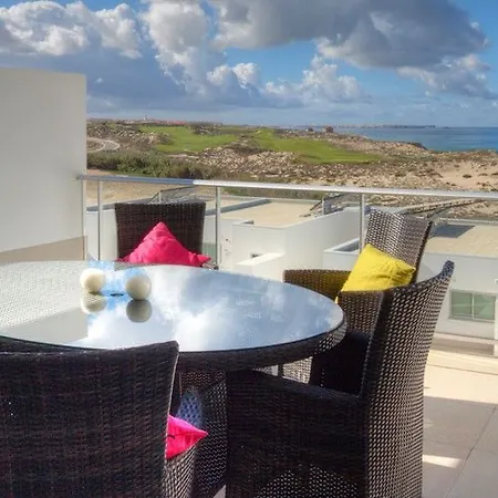 The Beachfront - D'el Rey Golf & Feriested 5*